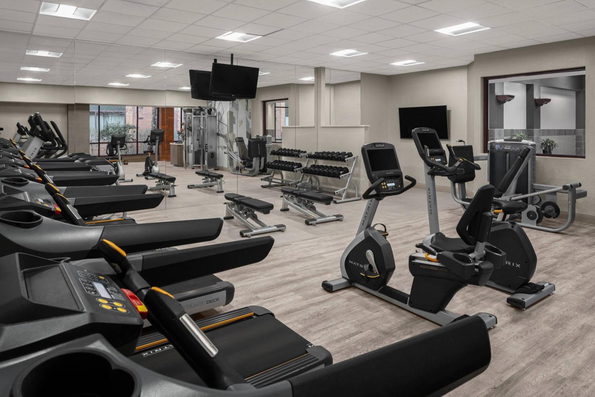 Отель Cleveland Marriott East Warrensville Heights Экстерьер фото